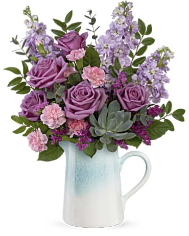 Teleflora\'s Farmhouse Chic Bouquet