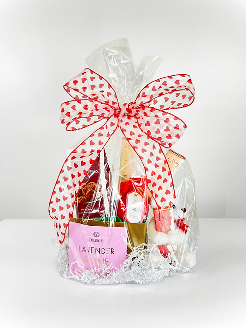 Cupid\'s Collection Gift Basket