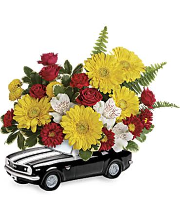 Teleflora\'s \'67 Chevy Camaro Bouquet
