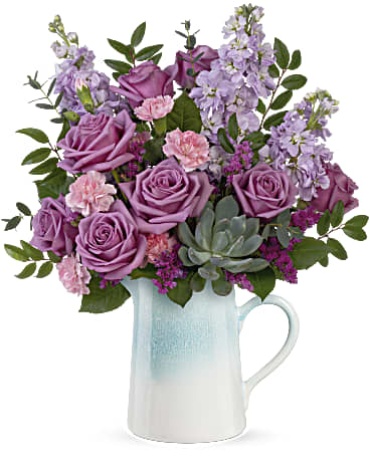 Teleflora\'s Farmhouse Chic Bouquet